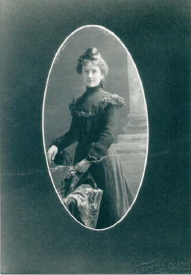 Eleanor "Nellie" Brown Reynolds